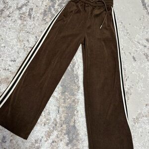 2-Piece Ribbed Lounge Pants Set Size S Cream & Brown